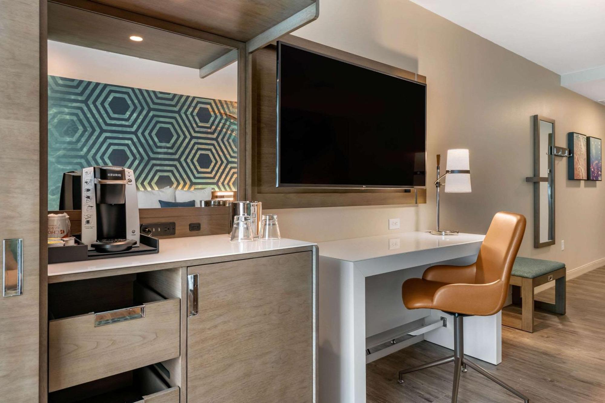 Cambria Hotel St Petersburg-Madeira Beach Marina St. Pete Beach Extérieur photo